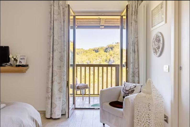 B&B Haus Senter Trambileno Eksteriør bilde